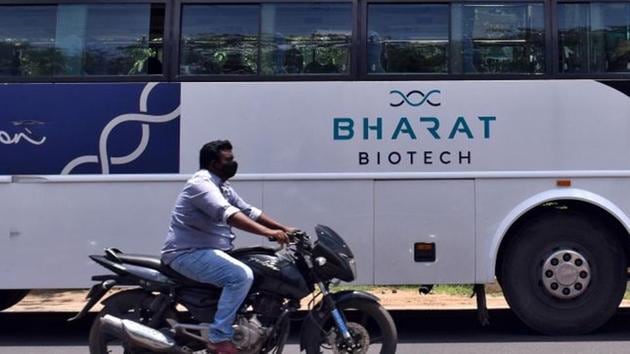 Bharat Biotech has developed the whole-virion inactivated SARS-CoV-2 vaccine candidate (BBV152) in collaboration with ICMR.(Reuters File Photo) Bharat Biotech has developed the whole-virion inactivated SARS-CoV-2 vaccine candidate (BBV152) in collaboration with ICMR.(Reuters File Photo)