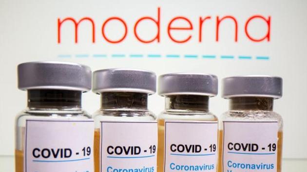 Moderna's Covid-19 vaccine is 'approved', says Donald Trump; FDA's nod awaited | Hindustan Times