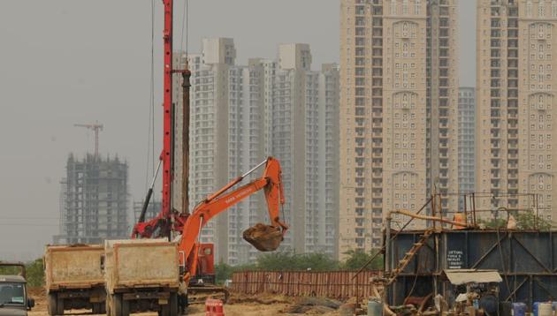 The construction of Dwarka Expressway, at Basai flyover, near sector-37-D, in Gurugram. (Parveen Kumar/HT File Photo) The construction of Dwarka Expressway, at Basai flyover, near sector-37-D, in Gurugram. (Parveen Kumar/HT File Photo)
