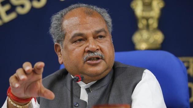 Union minister Narendra Singh Tomar met Haryana CM Manohar Lal Khattar to discuss solutions regarding ongoing farmers’ protests.(Arvind Yadav/ Hindustan Times) Union minister Narendra Singh Tomar met Haryana CM Manohar Lal Khattar to discuss solutions regarding ongoing farmers’ protests.(Arvind Yadav/ Hindustan Times)