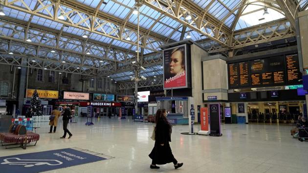 A pedestrian walks through an almost deserted concourse at Charing Cross train station in London on December 20. Covid-19 case rates nearly doubled in London over the past week, with almost 60% of these infections attributed to the new strain, according to government officials. All non-essential shops were to close from December 20 and 16.4 million people -- 31% of England’s population – have been ordered to stay at home. (Niklas Halle’N / AFP) A pedestrian walks through an almost deserted concourse at Charing Cross train station in London on December 20. Covid-19 case rates nearly doubled in London over the past week, with almost 60% of these infections attributed to the new strain, according to government officials. All non-essential shops were to close from December 20 and 16.4 million people -- 31% of England’s population – have been ordered to stay at home. (Niklas Halle’N / AFP)