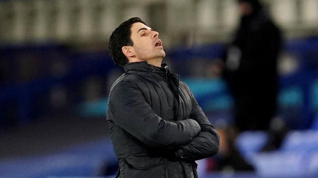 Soccer Football - Premier League - Everton v Arsenal - Goodison Park, Liverpool, Britain - December 19, 2020 Arsenal manager Mikel Arteta looks dejected after the match Pool via REUTERS/Jon Super(Pool via REUTERS) Soccer Football - Premier League - Everton v Arsenal - Goodison Park, Liverpool, Britain - December 19, 2020 Arsenal manager Mikel Arteta looks dejected after the match Pool via REUTERS/Jon Super(Pool via REUTERS)