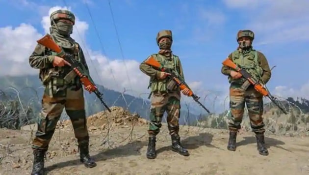 Supreme Court has asked the Centre not to relieve women army officers, who were denied permanent commission, from service till their issue comes up before the court next on January 18. (PTI) Supreme Court has asked the Centre not to relieve women army officers, who were denied permanent commission, from service till their issue comes up before the court next on January 18. (PTI)