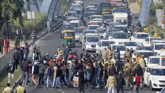 The farmers’ protest against the Centre’s three farm laws is nearing its one month anniversary on December 26. (Sunil Ghosh / Hindustan Times (Representative Image)) The farmers’ protest against the Centre’s three farm laws is nearing its one month anniversary on December 26. (Sunil Ghosh / Hindustan Times (Representative Image))
