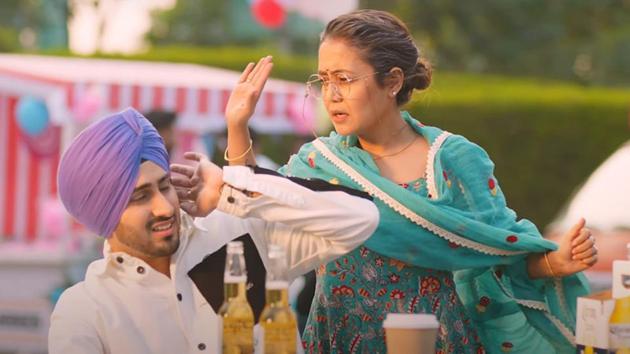 Rohanpreet Singh and Neha Kakkar in a still from Khyaal Rakhya Kar.