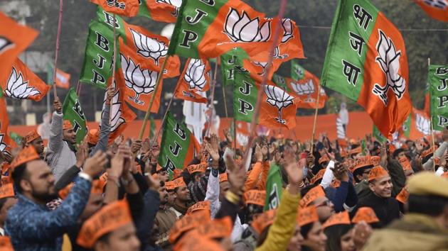 The party is putting together its biggest election machinery ever in the eastern state and as a part of it, 294 BJP leaders will be arriving in Bengal from Delhi and other states to work with the local unit for polls.(HT PHOTO.) The party is putting together its biggest election machinery ever in the eastern state and as a part of it, 294 BJP leaders will be arriving in Bengal from Delhi and other states to work with the local unit for polls.(HT PHOTO.)