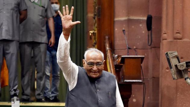 In this March 23, 2020 file photo, Congress leader Motilal Vora at parliament during the Budget Session, in New Delhi. Vora passed away at Fortis Escort Hospital in Delhi on Monday, Dec. 21, 2020, a day after celebrating his 93 birthday.(PTI)