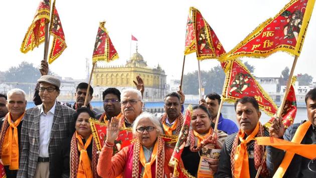 Hindu pilgrims leave the Durgiana Temple after paying their respect on their way to reach the Katas Raj Temple to celebrate Maha Shivratri in Pakistan in February, 2020.(HT Archive)