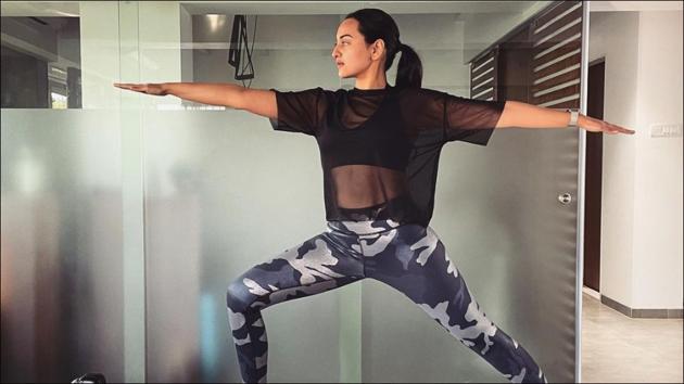 Sonakshi inspires us to add Pilates to our New Year’s resolutions, benefits inside(Instagram/aslisona)