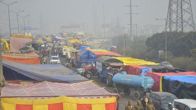 An overview of the Ghazipur border (Delhi – Ghaziabad) site of protests against new farm laws. (Photo by Sakib Ali /Hindustan Times) An overview of the Ghazipur border (Delhi – Ghaziabad) site of protests against new farm laws. (Photo by Sakib Ali /Hindustan Times)