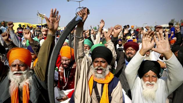 As the farmers’ protest entered its 28th day protesting farmer unions on Wednesday held a press conference on Wednesday asking the government not to repeat the promise of amendments to the new farm laws(AP)