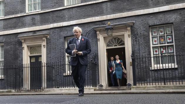 Boris Johnson, U.K. prime minister, arrives for a weekly meeting of cabinet ministers in London, UK.(Bloomberg)