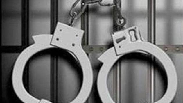 Two policemen allegedly tried to rob a sector 71 resident in Mohali after entering his house posing as excise department men. (Getty Images/For representation) Two policemen allegedly tried to rob a sector 71 resident in Mohali after entering his house posing as excise department men. (Getty Images/For representation)