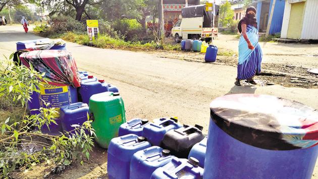 Residents of Uruli Devachi waiting for water supply. It is already included in PMC limits. (HT PHOTO) Residents of Uruli Devachi waiting for water supply. It is already included in PMC limits. (HT PHOTO)
