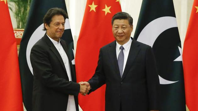 Chinese President Xi Jinping meets Pakistani Prime Minister Imran Khan at the Great Hall of the People, Beijing, 2018(Getty Images)