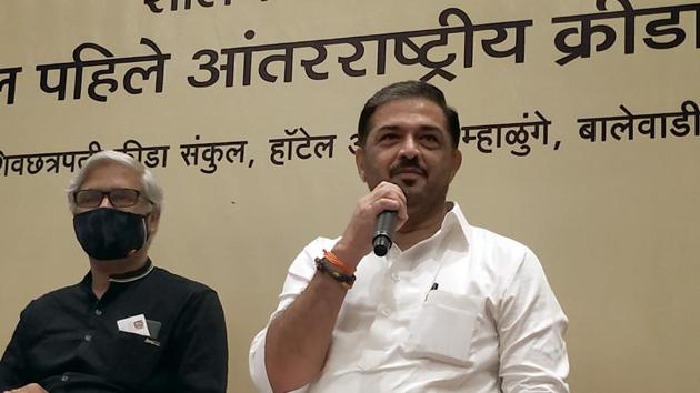 State sports and youth affairs minister Sunil Kedar (right) at a press conference at Balewadi, (HT PHOTO) State sports and youth affairs minister Sunil Kedar (right) at a press conference at Balewadi, (HT PHOTO)