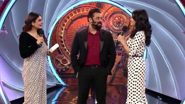 Salman Khan will share the Bigg Boss 14 stage with Raveena Tandon and Jacqueline Fernandez.