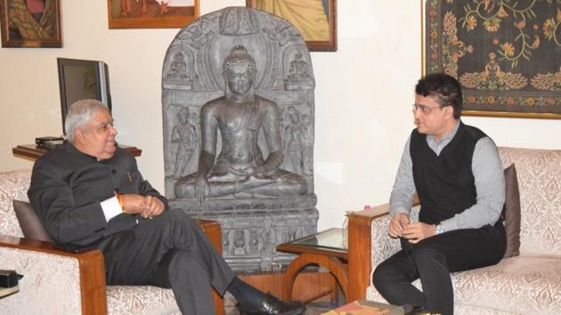 Sourav Ganguly met West Bengal governor Jagdeep Dhankhar.(@jdhankhar1/Twitter)