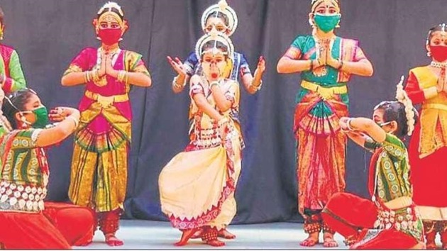The theme of the Apeejay School, Nerul’s Annual Appreciation Day celebration was “Revival”, which was an effort to revive India’s lost culture and heritage. The theme of the Apeejay School, Nerul’s Annual Appreciation Day celebration was “Revival”, which was an effort to revive India’s lost culture and heritage.