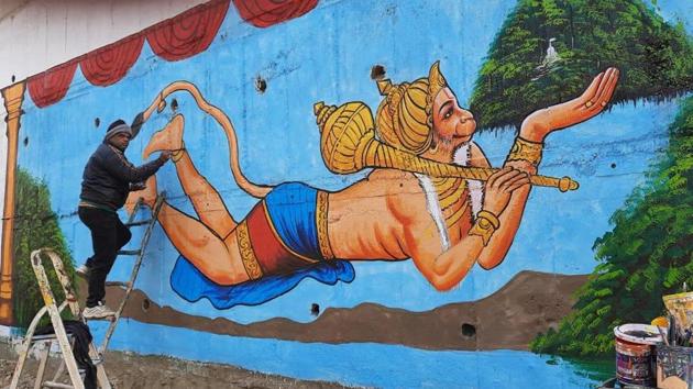 Beautification work going on for next year’s Mahakumbh in Haridwar.(HT PHOTO.) Beautification work going on for next year’s Mahakumbh in Haridwar.(HT PHOTO.)