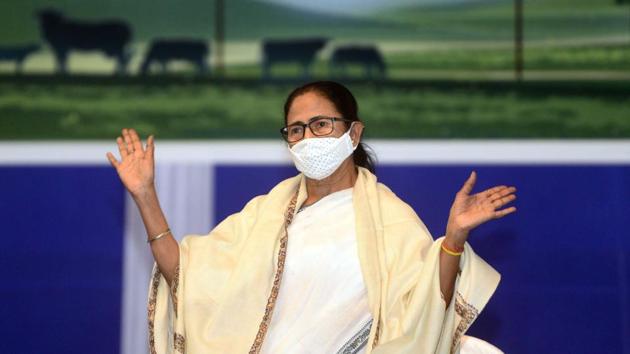 West Bengal CM Mamata Banerjee had locked horns with the Centre over the deputation of three IPS officers.(PTI)
