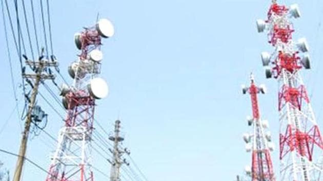 “While we respect people’s right to protest on any issue, sabotaging the telecom network infrastructure and disrupting telecom services as a form of protest by anyone is strongly condemned,” COAI said in a statement.(HT File Photo) “While we respect people’s right to protest on any issue, sabotaging the telecom network infrastructure and disrupting telecom services as a form of protest by anyone is strongly condemned,” COAI said in a statement.(HT File Photo)