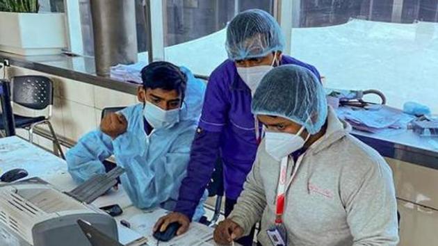 In all, the government has identified over 30,000 people who returned from UK to monitor for infections, but the effort has been complicated by many disclosing inaccurate contact details.(PTI) In all, the government has identified over 30,000 people who returned from UK to monitor for infections, but the effort has been complicated by many disclosing inaccurate contact details.(PTI)