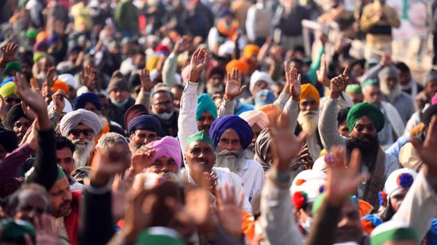 Demonstrators gathered at Ghazipur Border (Delhi-UP) to protest against new farm laws in New Delhi.(Raj K Raj/HT PHOTO)