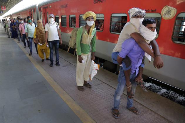 The government imposed a nationwide lockdown from March 25, which had an adverse impact on economic activities and resulted in exodus of migrant workers from large cities to their homes in the hinterland.(AP) The government imposed a nationwide lockdown from March 25, which had an adverse impact on economic activities and resulted in exodus of migrant workers from large cities to their homes in the hinterland.(AP)