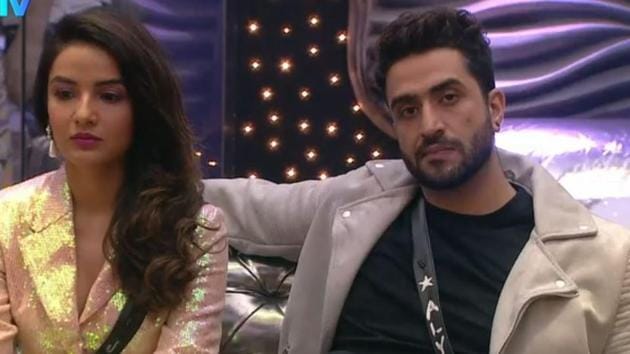 Bigg Boss 14 written update day 87: While they have not officially confirmed their relationship, Aly and Jasmin always stand with each other on the show.