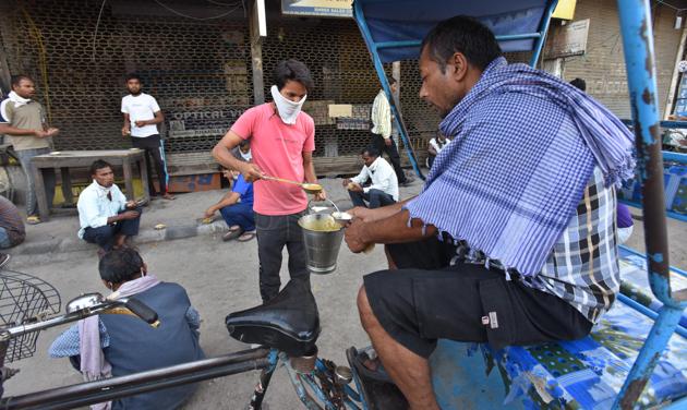 Residents of the Capital made laudable efforts to help the needy amid the pandemic, and helped restore the faith in humanity.(Photo: Raj K Raj/HT)