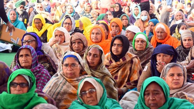 Some women, who had left for their hometowns earlier after facing difficulties due to lack of toilets and private spaces, also returned to the protest site now (Raj K Raj/HT PHOTO) Some women, who had left for their hometowns earlier after facing difficulties due to lack of toilets and private spaces, also returned to the protest site now (Raj K Raj/HT PHOTO)
