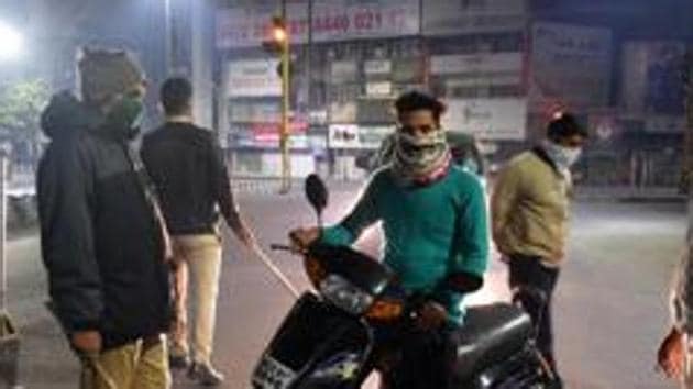 States like Maharashtra, Delhi, Punjab and Rajasthan have placed night curbs to prevent large gatherings. (HT Photo. Representative image) States like Maharashtra, Delhi, Punjab and Rajasthan have placed night curbs to prevent large gatherings. (HT Photo. Representative image)