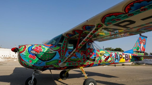 With elaborate and flamboyant motifs, Pakistani truck art has inspired gallery exhibitions abroad and prompted stores in Western cities to sell miniatures.(Reuters) With elaborate and flamboyant motifs, Pakistani truck art has inspired gallery exhibitions abroad and prompted stores in Western cities to sell miniatures.(Reuters)