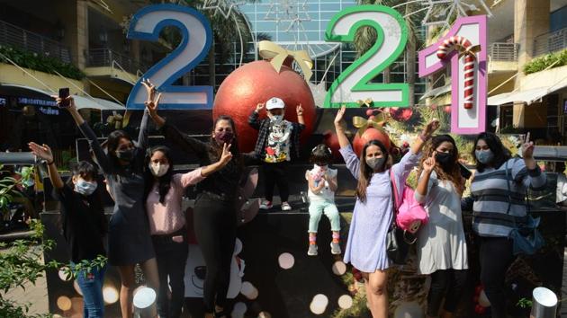 Women pose for a picture at a mall in Thane. (Praful Gangurde/HT photo) Women pose for a picture at a mall in Thane. (Praful Gangurde/HT photo)