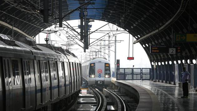 The Delhi Metro had resumed services with curtailed operation on the Yellow Line from September 7 after being closed for over five months.(Sanchit Khanna/HT PHOTO)