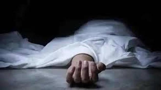 Sharma’s body was found four km away from Auli. His body was brought down in a body bag and handed over to local police.(HT FILE PHOTO.) Sharma’s body was found four km away from Auli. His body was brought down in a body bag and handed over to local police.(HT FILE PHOTO.)