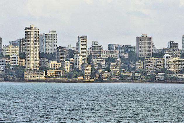 Owing to the coronavirus-induced lockdown and liquidity crunch, the construction activity saw a slump in the state with very few new projects coming up. (HT Photo) Owing to the coronavirus-induced lockdown and liquidity crunch, the construction activity saw a slump in the state with very few new projects coming up. (HT Photo)