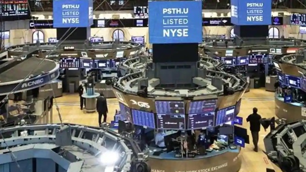US Treasuries extended their steepest selloff in months after Democrat victories in two Georgia races handed them narrow control of the Senate, bolstering President-elect Joe Biden’s power to pass his agenda. (AP) US Treasuries extended their steepest selloff in months after Democrat victories in two Georgia races handed them narrow control of the Senate, bolstering President-elect Joe Biden’s power to pass his agenda. (AP)