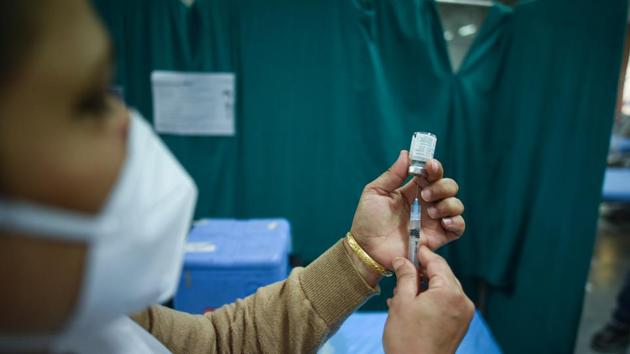 The Centre has formed mini-hubs across the country for the transportation of the vaccine and a total of 41 destinations (airports) have been finalised for their delivery, the sources said. (Sanchit Khanna/HT Photo) The Centre has formed mini-hubs across the country for the transportation of the vaccine and a total of 41 destinations (airports) have been finalised for their delivery, the sources said. (Sanchit Khanna/HT Photo)