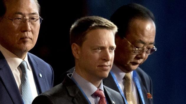 Pottinger, a former Reuters and Wall Street Journal reporter who left journalism to join the US Marines after the Sept. 11 attacks on the United States in 2001, had served in the White House since the beginning of Trump’s presidency in 2017. (REUTERS) Pottinger, a former Reuters and Wall Street Journal reporter who left journalism to join the US Marines after the Sept. 11 attacks on the United States in 2001, had served in the White House since the beginning of Trump’s presidency in 2017. (REUTERS)