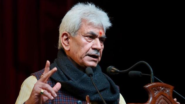 Jammu and Kashmir Lt Governor Manoj Sinha addresses a press conference, at Convention Hall in Jammu, on January 07.(PTI) Jammu and Kashmir Lt Governor Manoj Sinha addresses a press conference, at Convention Hall in Jammu, on January 07.(PTI)