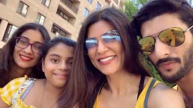 Sushmita Sen with her daughters Renee and Alisah and boyfriend Rohman.