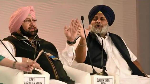 Punjab chief minister Capt Amarinder Singh and Shiromani Akali Dal president Sukhbir Singh Badal trading barbs.(HT file photo)