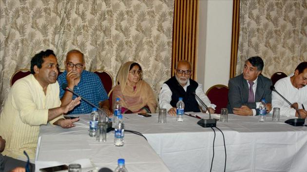A round-table conference being held to discuss implementation of Goods and Services Tax in Jammu and Kashmir, in Srinagar on Thursday.(PTI Photo)