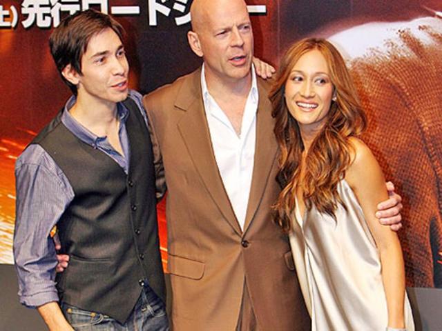 Bruce Willis, Justin Long and Maggie Q promote their latest movie Die Hard 4 in Tokyo.