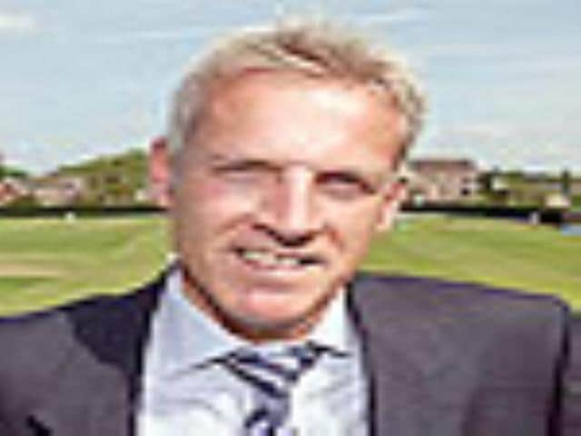 Umpire Peter Moores Umpire Peter Moores