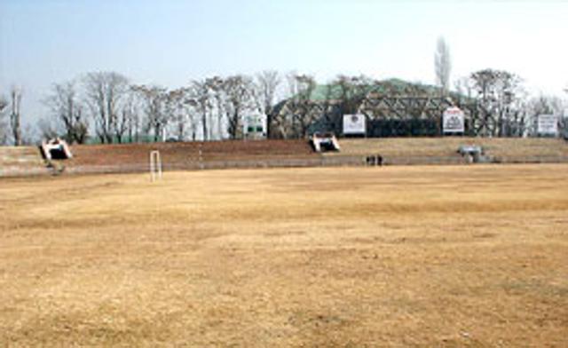 The ground of the Bakshi Stadium.