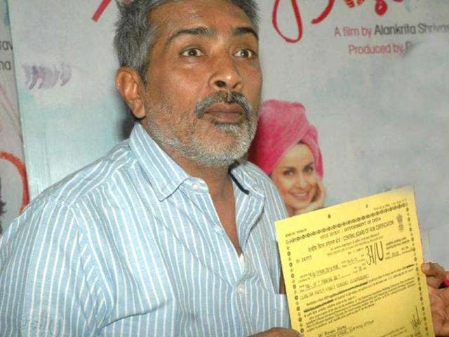 Prakash-Jha-angry-with-SC-ST-commission-SC-ST-Commission-apparently-wanted-to-watch-Prakash-Jha-s-Aarakshan-to-see-of-the-the-filmmaker-has-dealt-with-the-issue-of-reservation-sensibly-The-director-however-didn-t-agree