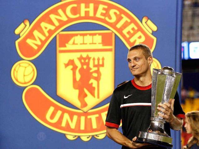 Inter confirm signing of Manchester United s Vidic Hindustan Times